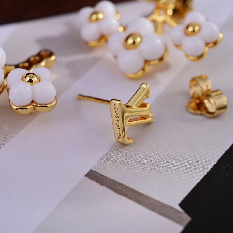 LV Earring 11yxx34 (4)