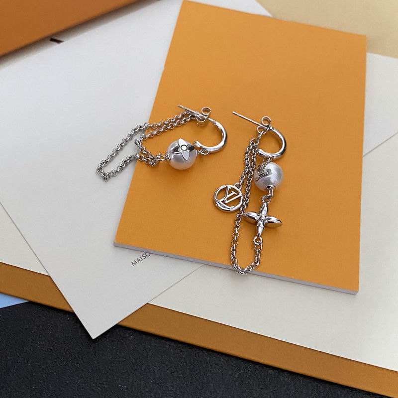 LV Earring 11yxx35 (5)