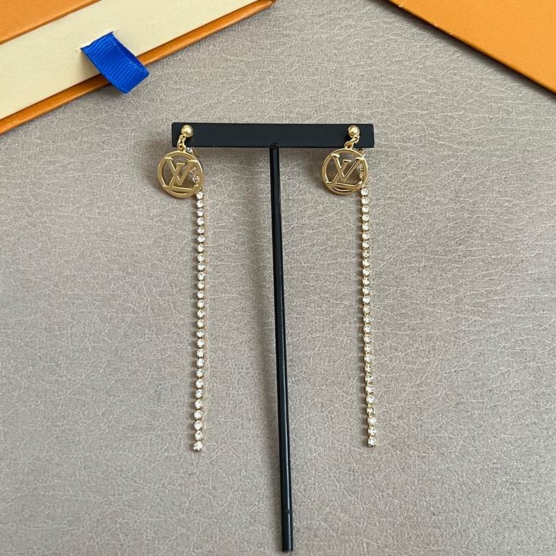 LV Earring 11yxx40 (3)