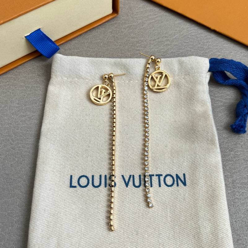 LV Earring 11yxx40 (5)