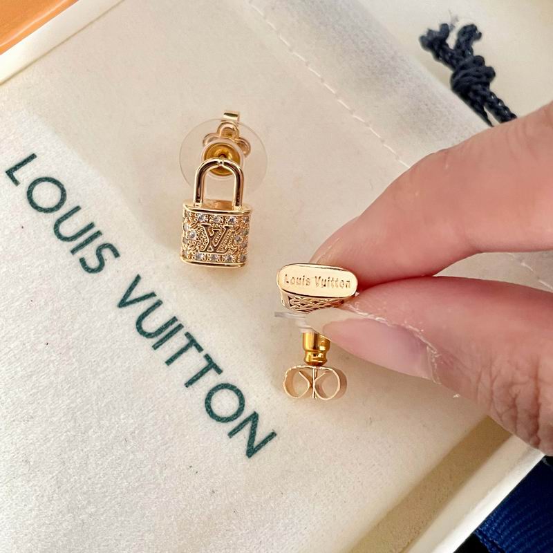 LV Earring 11yxx57 (5)
