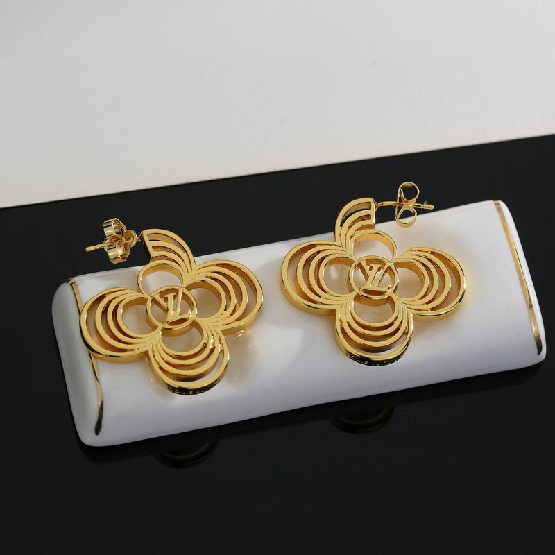 LV Earring 11yxx58 (4)