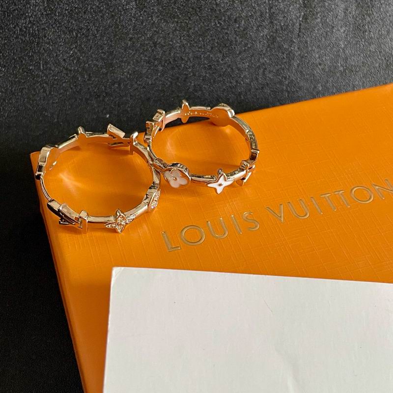 LV Earring 11yxx65 (2)