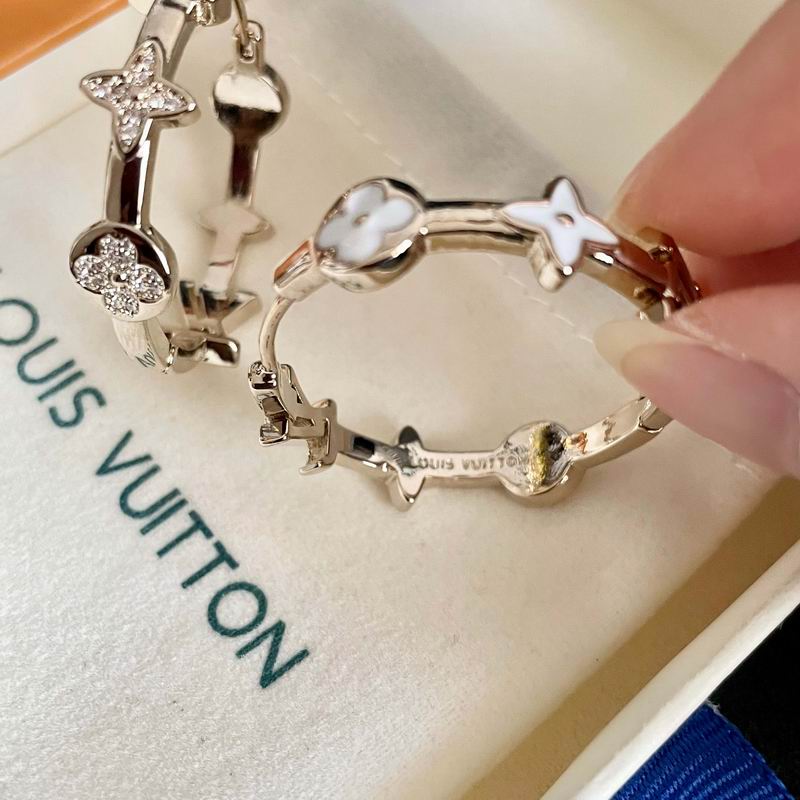 LV Earring 11yxx65 (4)