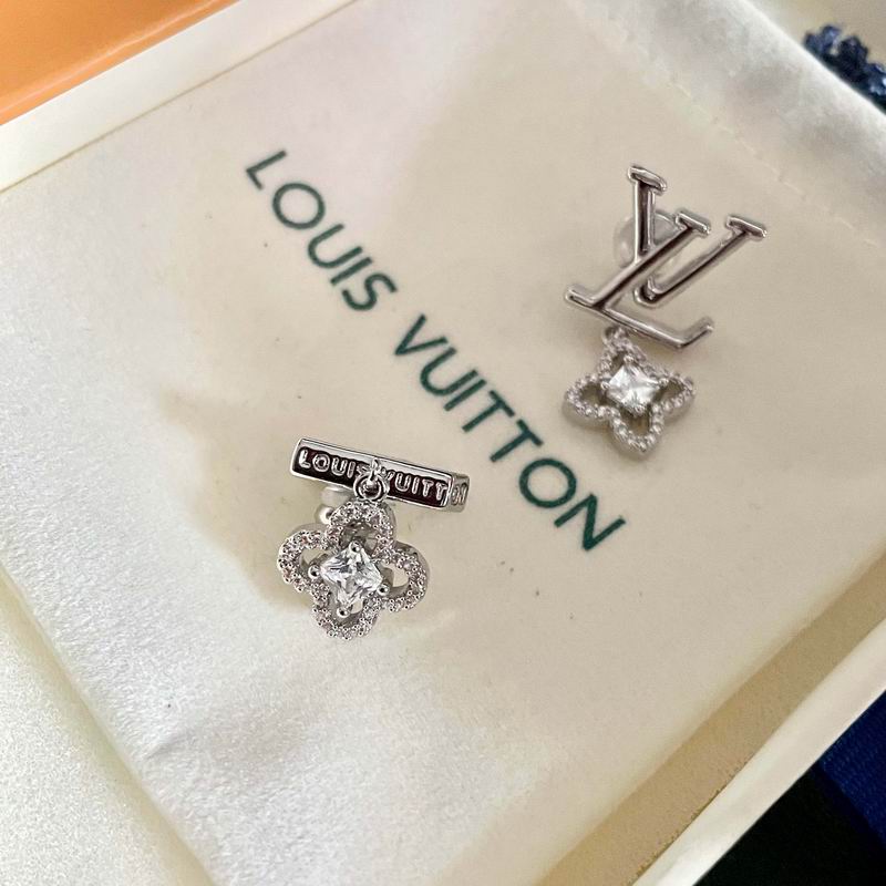 LV Earring 11yxx73 (4)