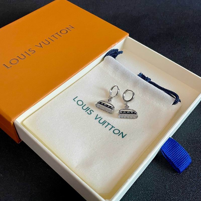 LV Earring 12yxx109 (4)