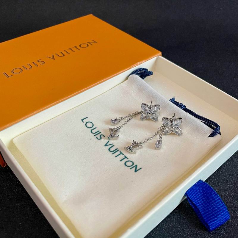 LV Earring 12yxx111 (4)
