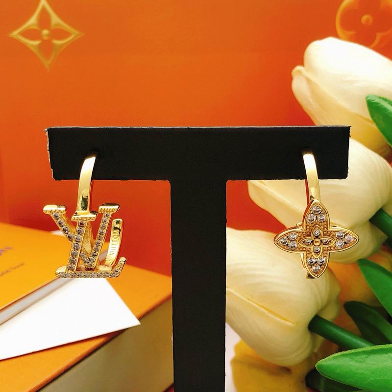 LV Earring 12yxx114 (5)