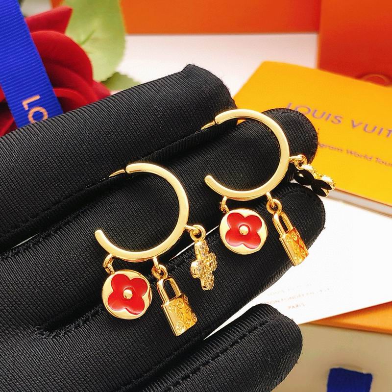 LV Earring 12yxx119 (1)