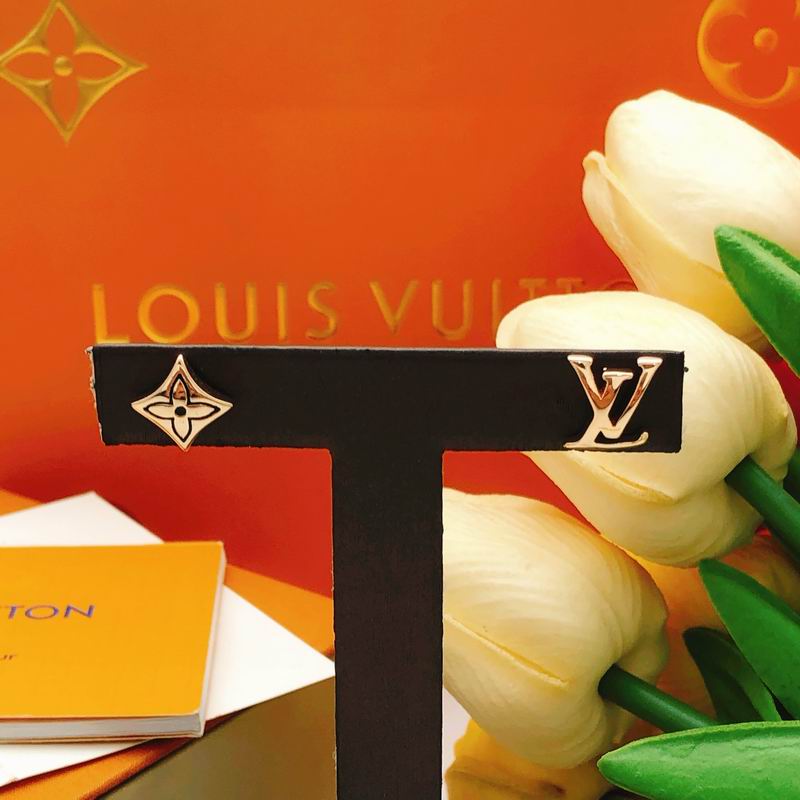 LV Earring 12yxx120 (4)