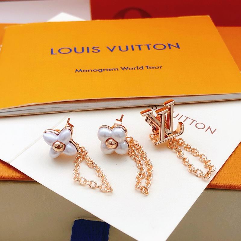 LV Earring 12yxx124 (1)