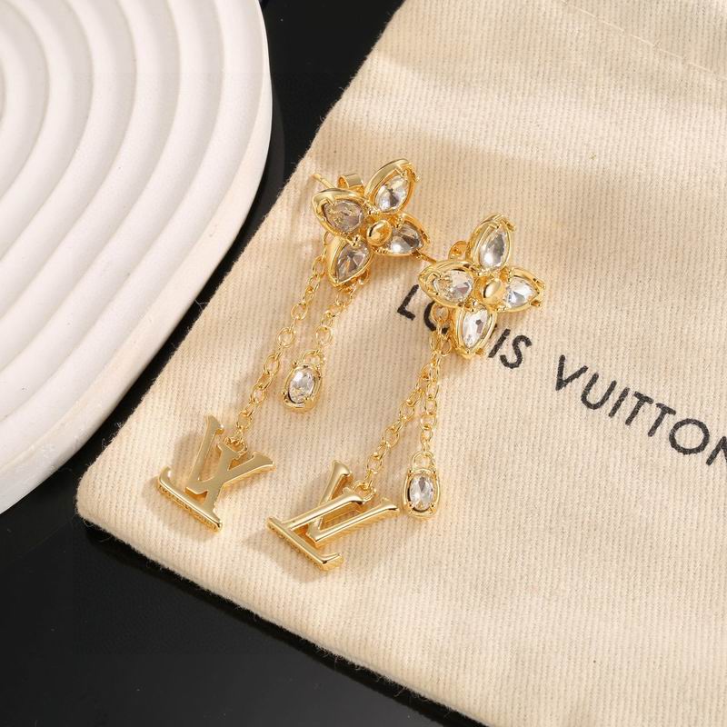 LV Earring 12yxx130 (1)