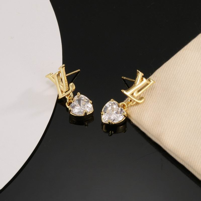 LV Earring 12yxx140 (5)