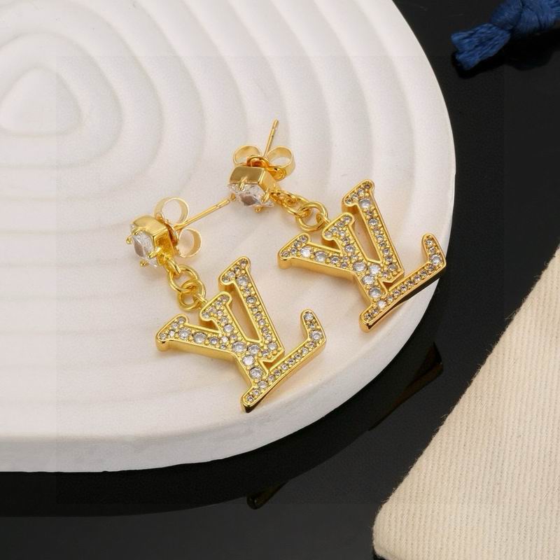 LV Earring 12yxx79 (3)