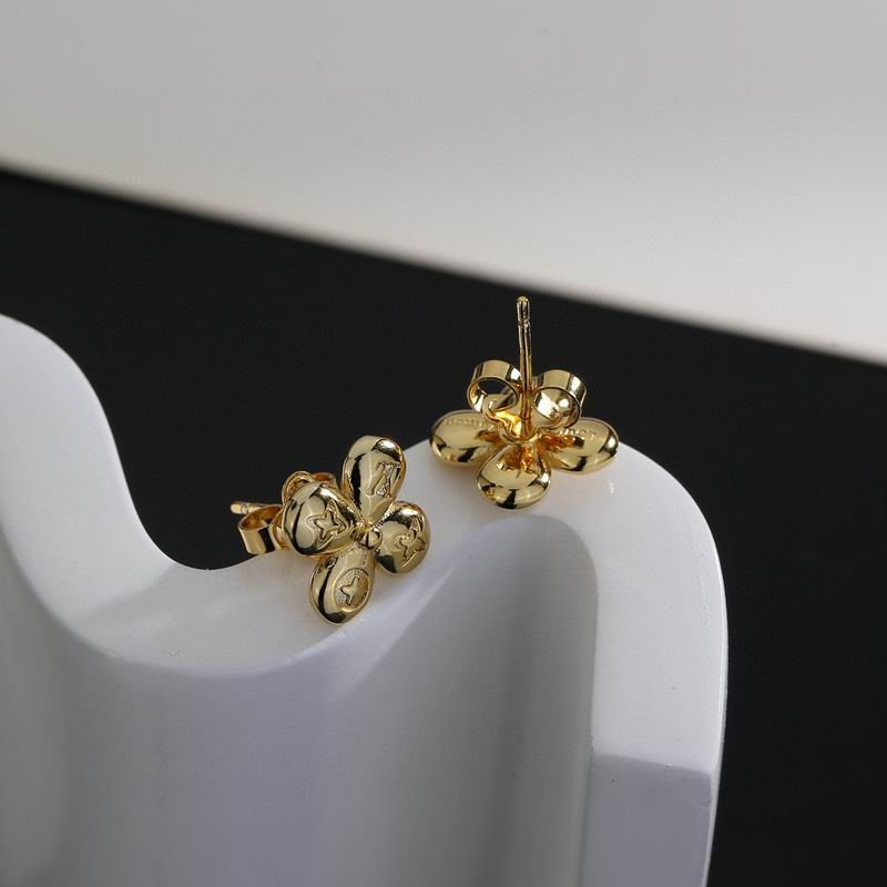 LV Earring 12yxx81 (4)