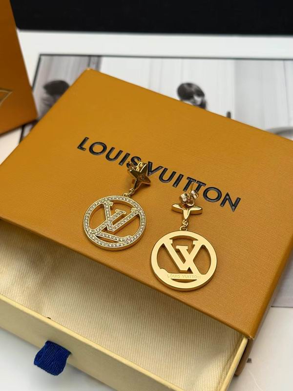 LV Earring 12yxx82 (8)