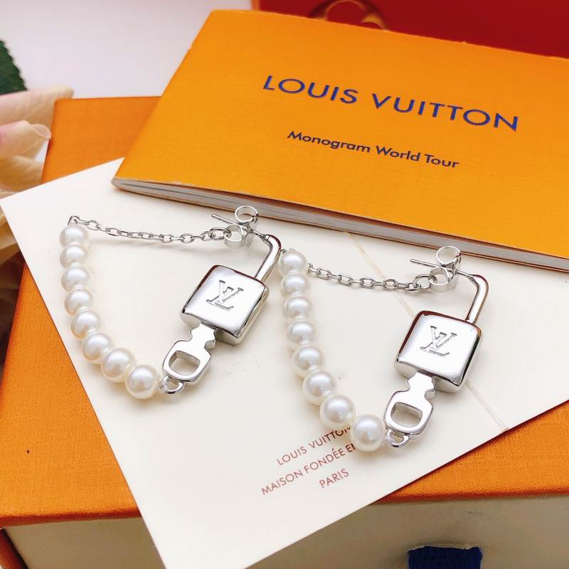 LV Earring 12yxx92 (2)