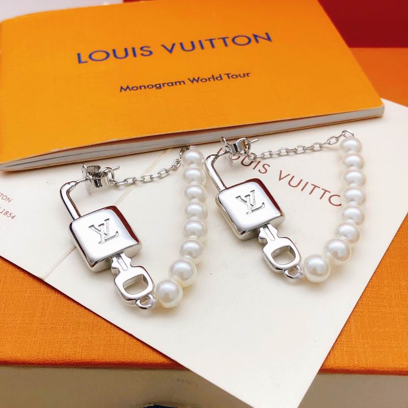 LV Earring 12yxx92 (3)