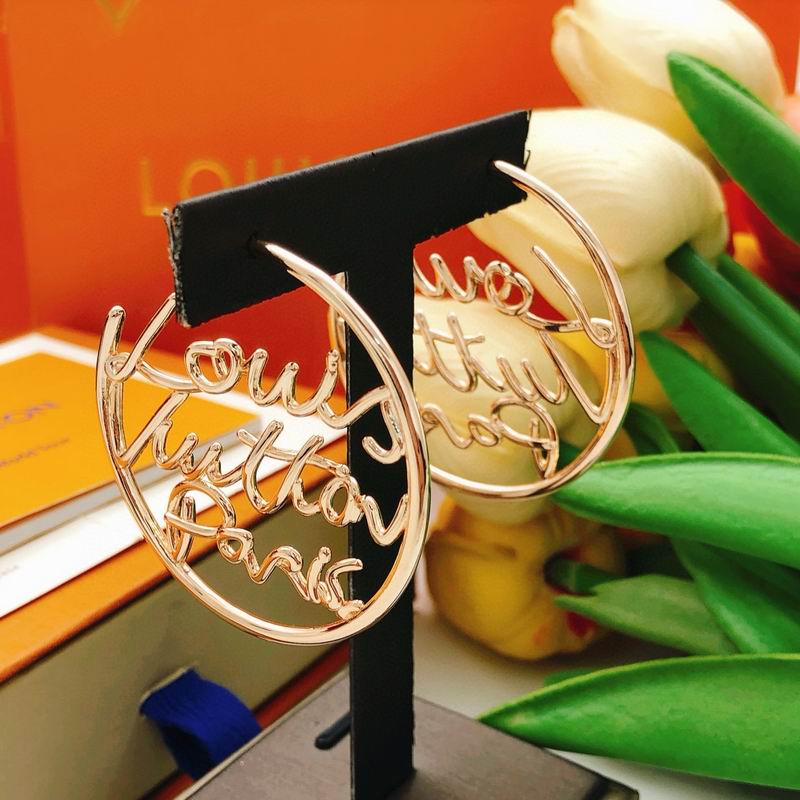 LV Earring 12yxx96 (5)