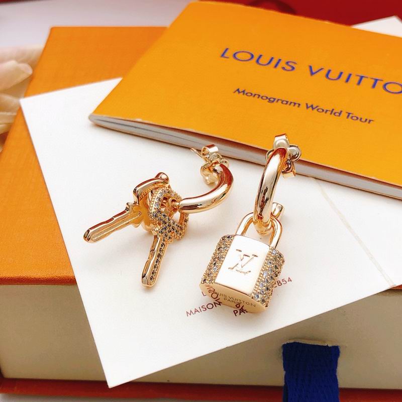 LV Earring 12yxx98 (3)