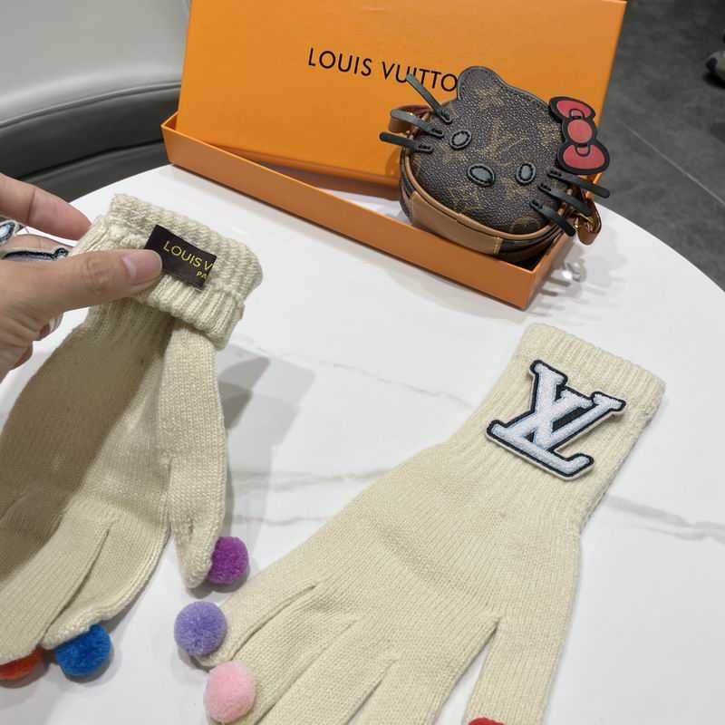 LV Gloves 08 (12)