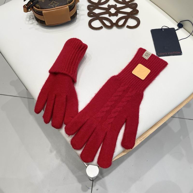 LV Gloves 15 (7)
