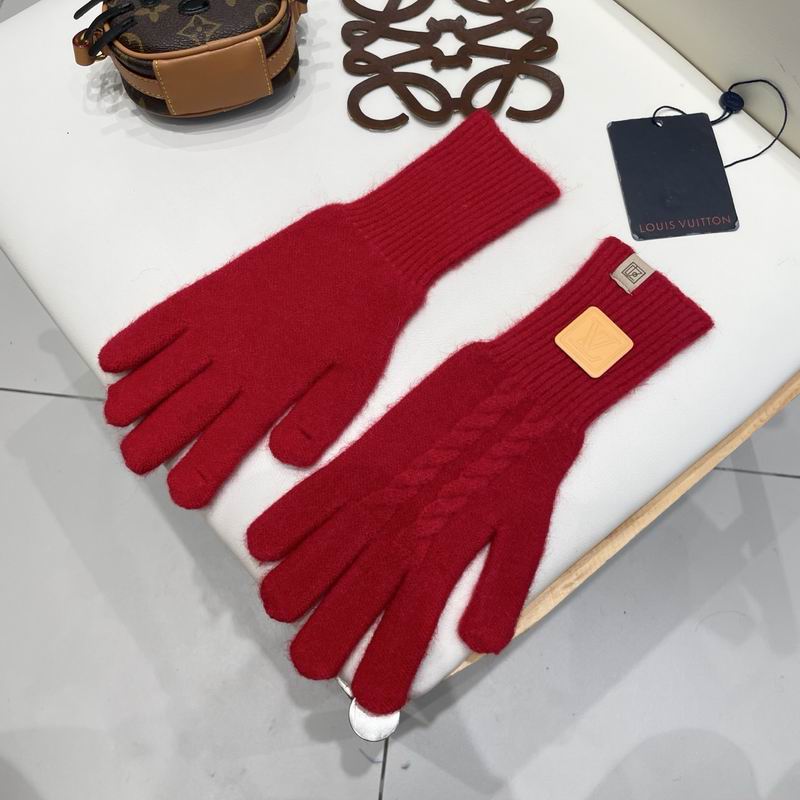 LV Gloves 15 (8)