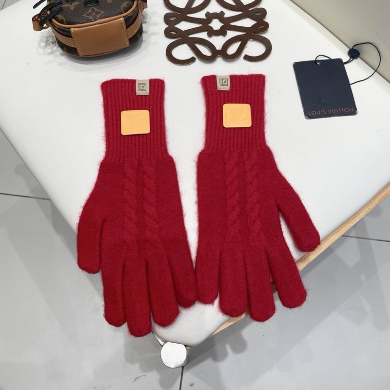 LV Gloves 15 (9)