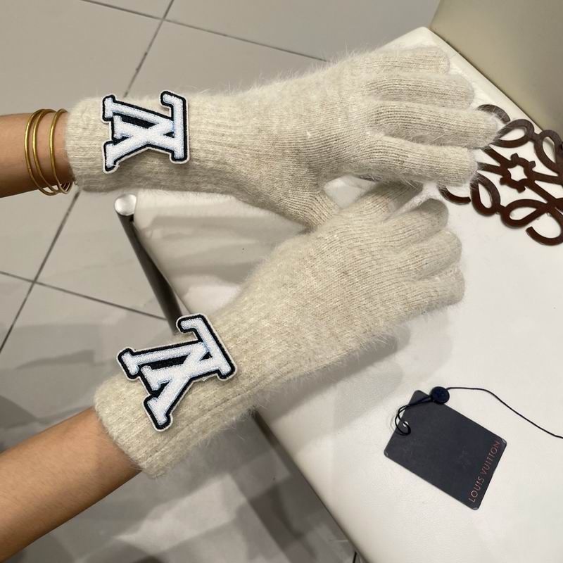 LV Gloves 21 (12)