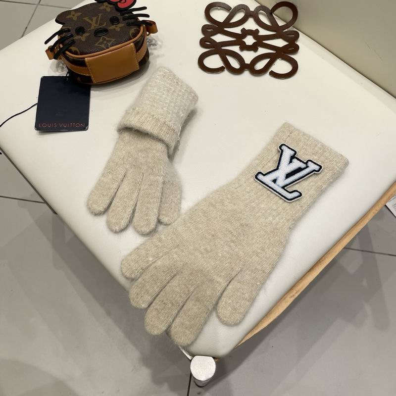 LV Gloves 21 (16)