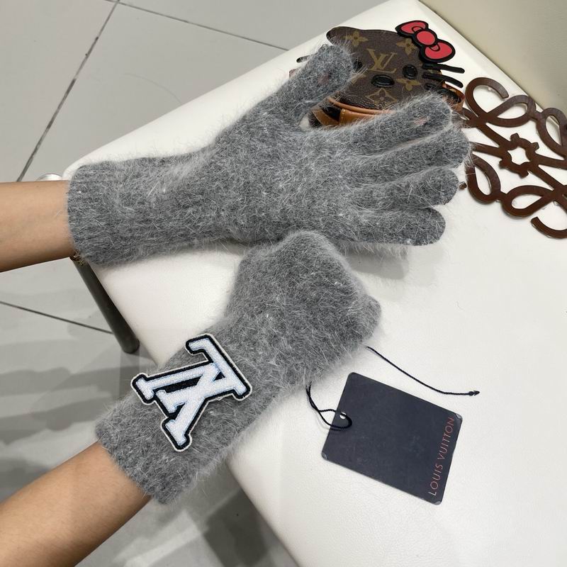 LV Gloves 21 (19)