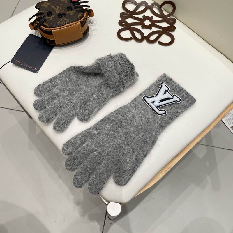 LV Gloves 21 (24)