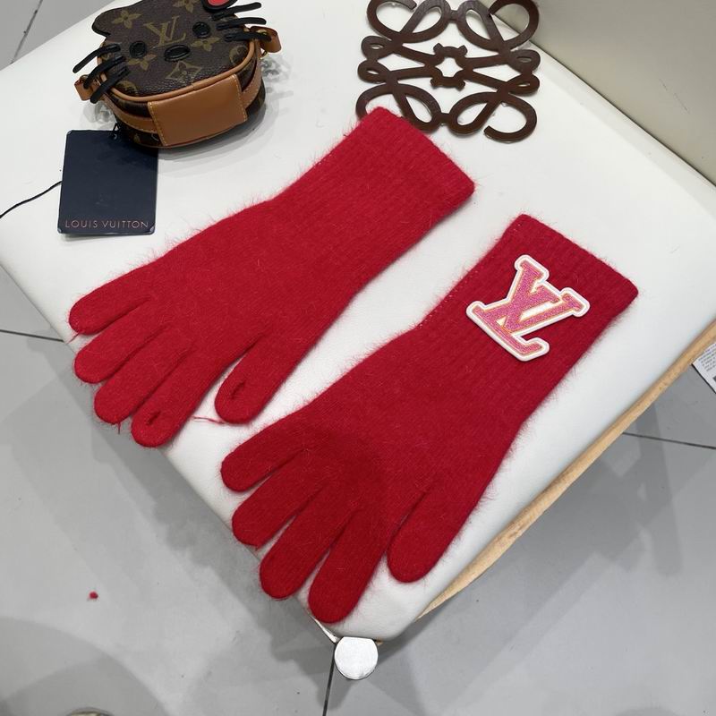 LV Gloves 21 (35)
