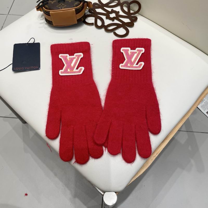 LV Gloves 21 (36)