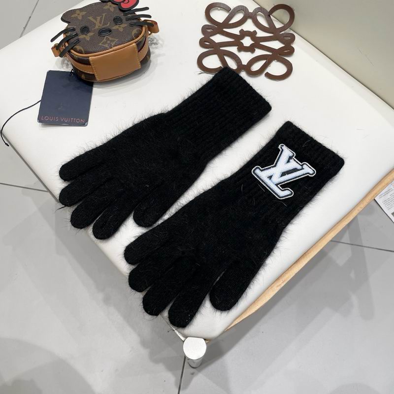 LV Gloves 21 (8)