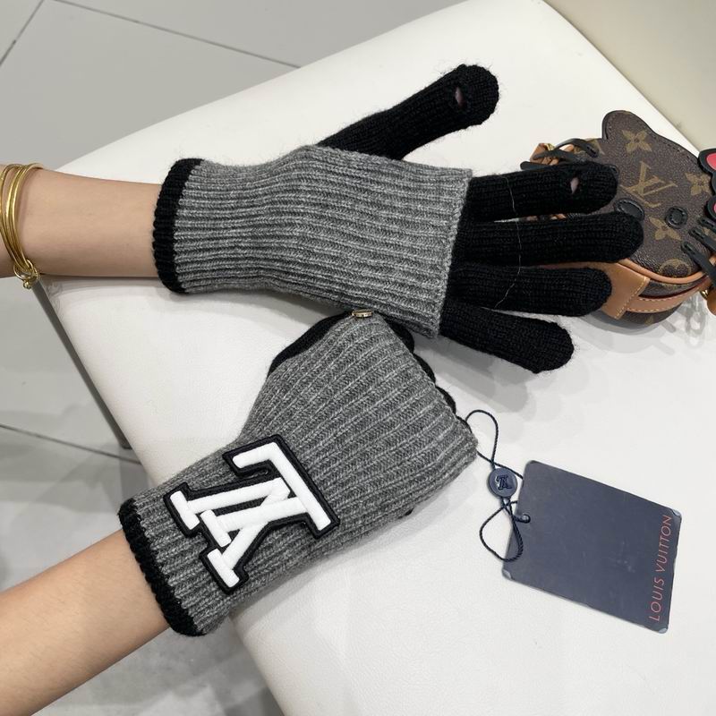 LV Gloves 24 (1)