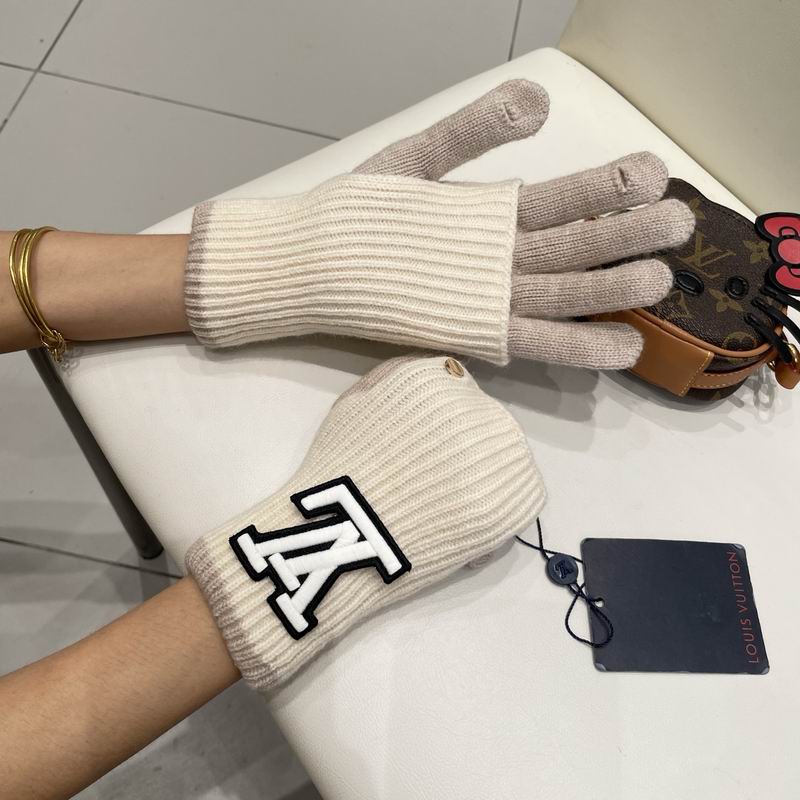 LV Gloves 24 (10)