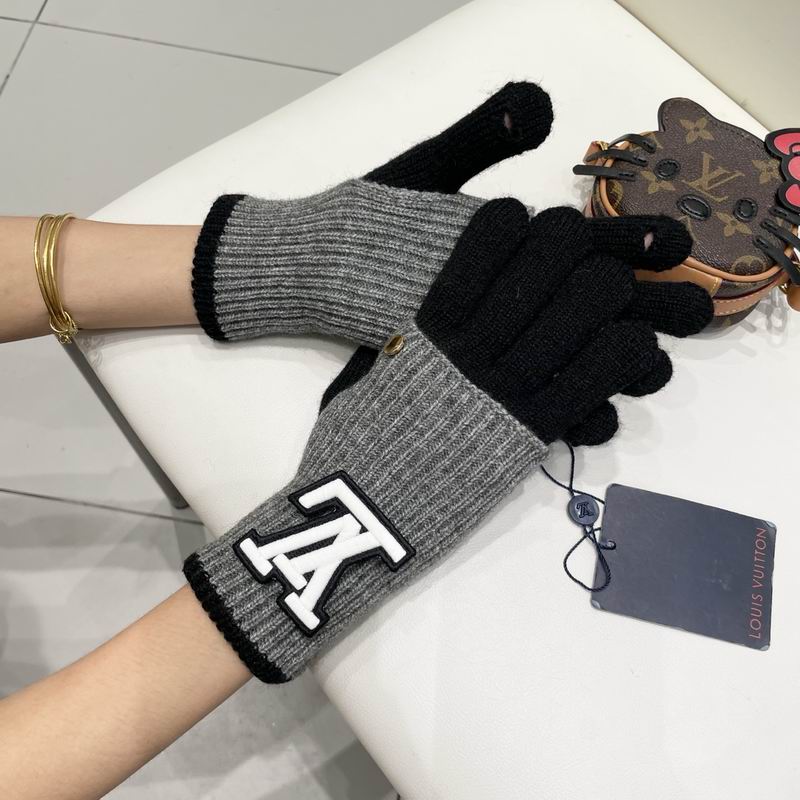 LV Gloves 24 (2)