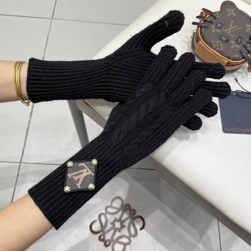 LV Gloves 59 (11)