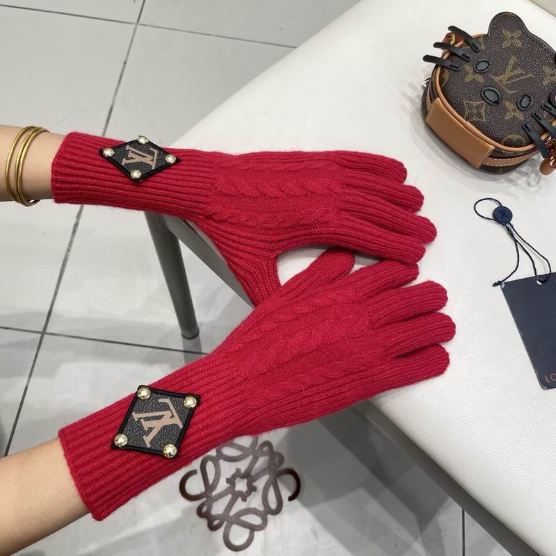 LV Gloves 59 (30)