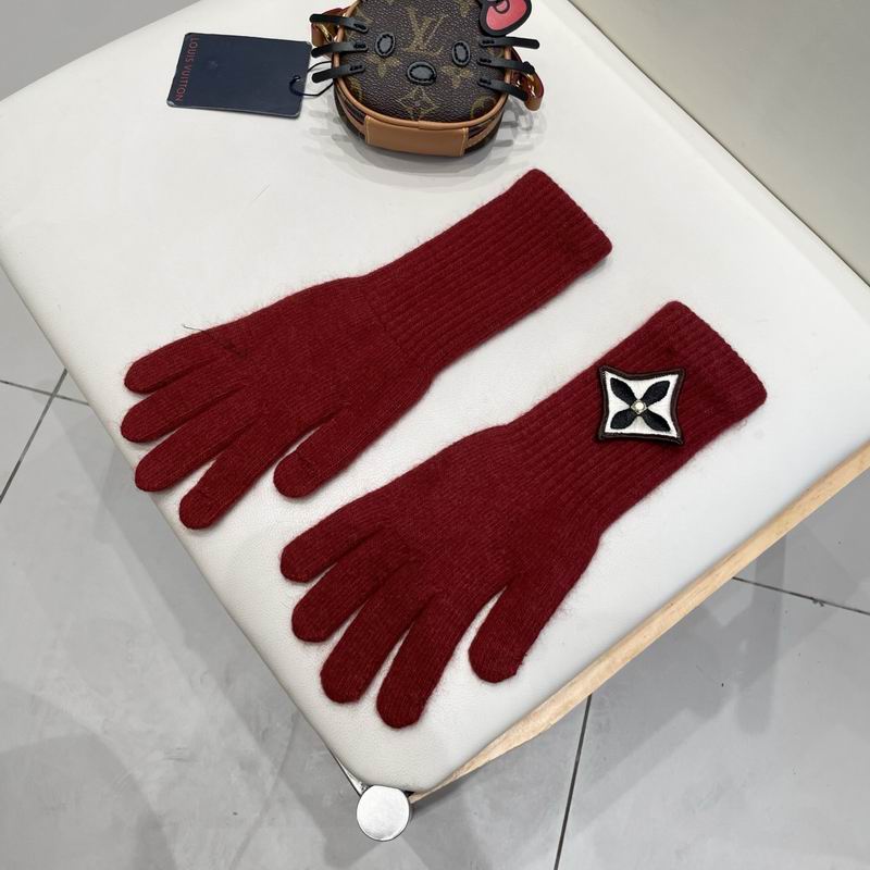 LV Gloves 68 (8)