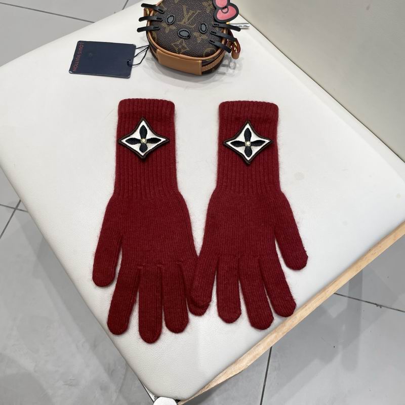 LV Gloves 68 (9)