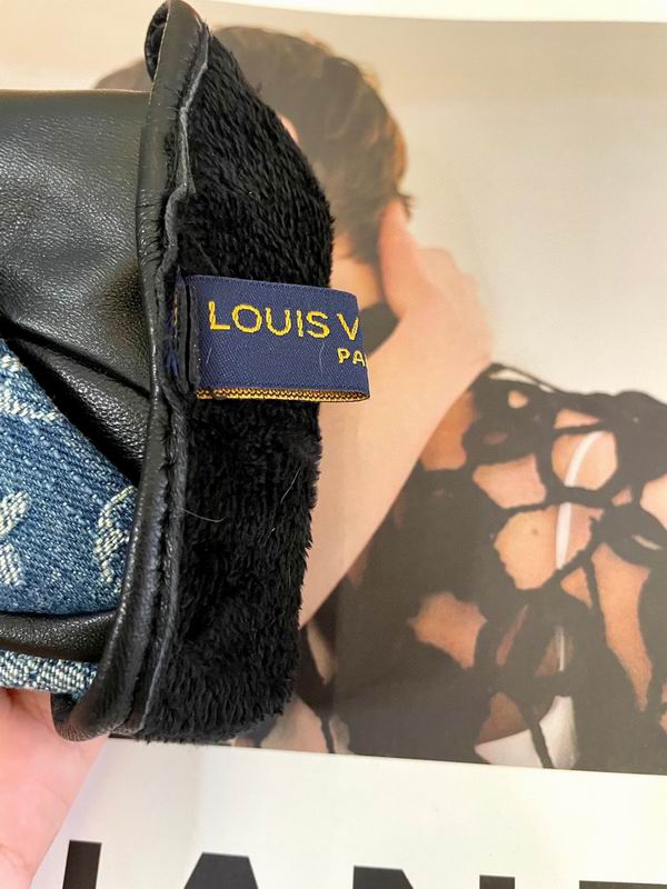 LV Gloves 75 (5)