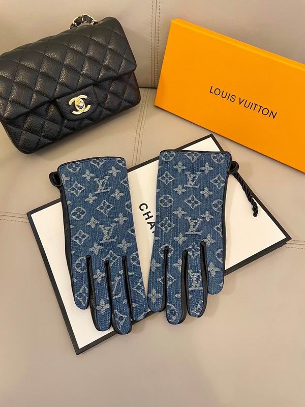 LV Gloves 75 (9)
