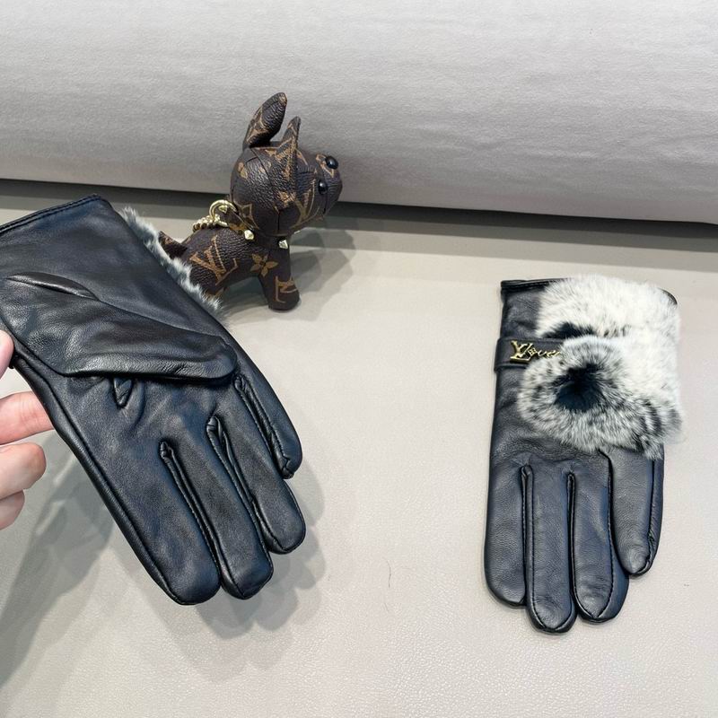 LV Gloves M L 43 (8)