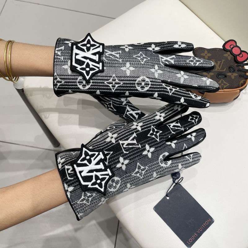 LV Gloves M L 55 (12)