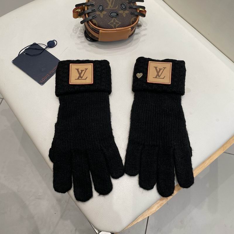 LV Gloves hm (42)