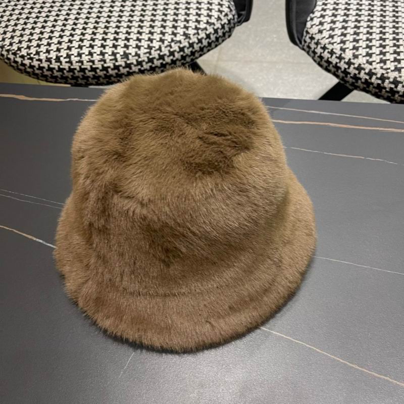 LV Hat (140)