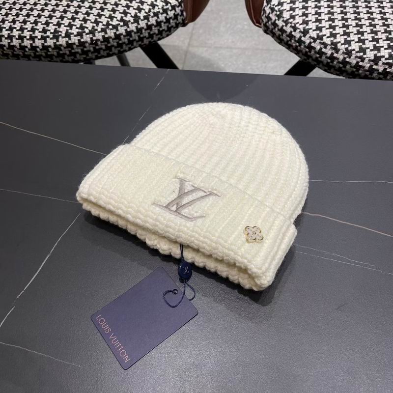 LV Hat (2135)