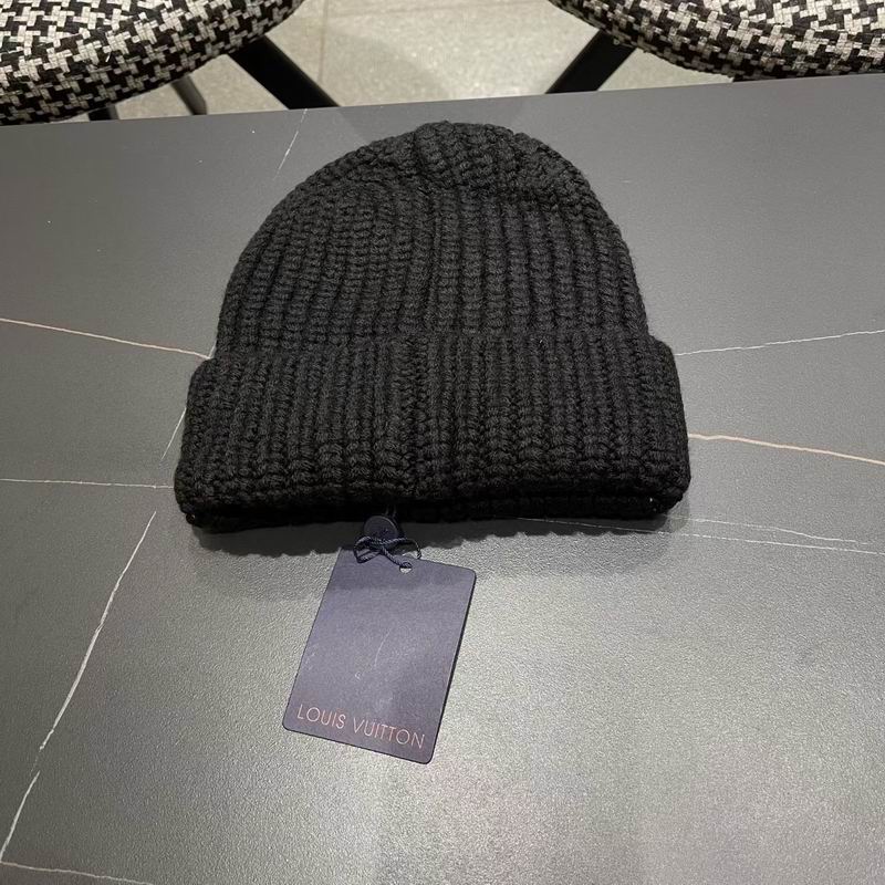 LV Hat (2141)